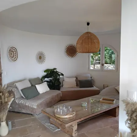 Vila Beautiful Ibiza-style